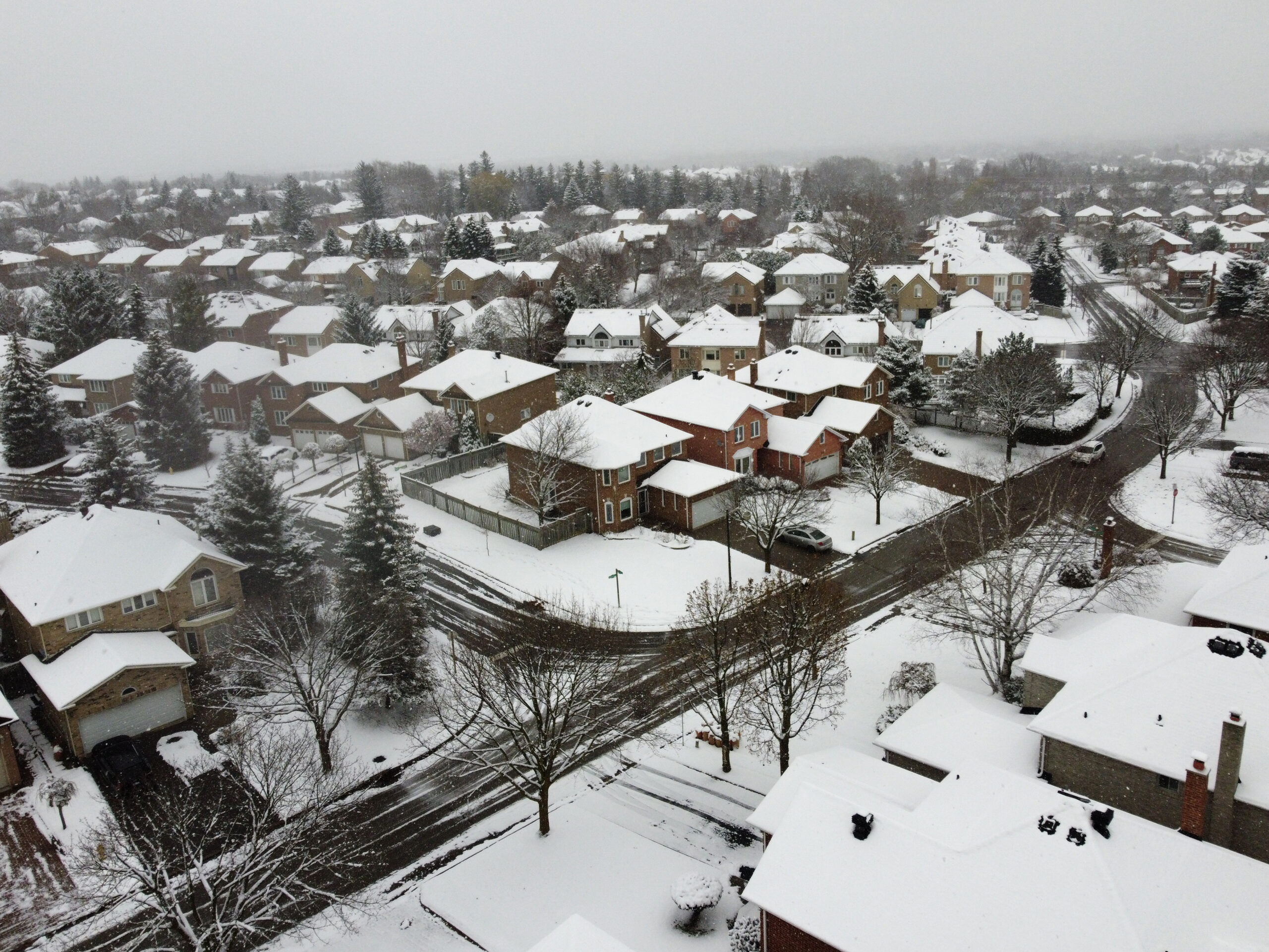 出行注意！多伦多发布天气警告，最低温度-20°C+10cm大雪